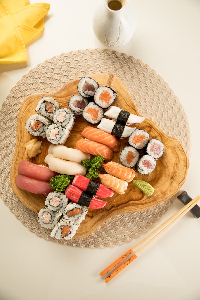 Sashimi, niguiri, uramaki ou hossomaki? Entenda a diferença entre os pratos japoneses