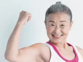 Aos 90 anos, ela é a professora de ginástica mais velha do Japão