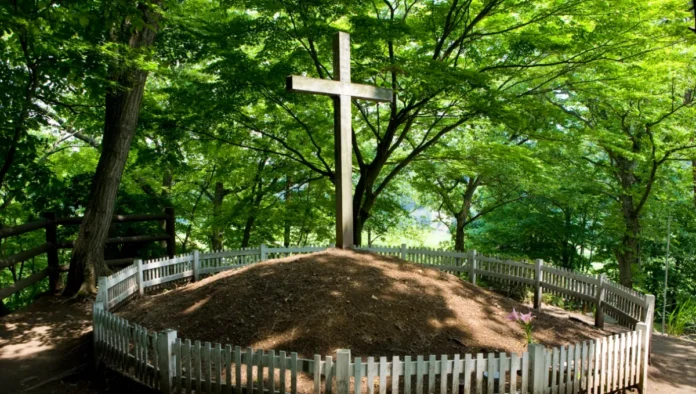 tumulo-de-jesus-cristo-no-japao